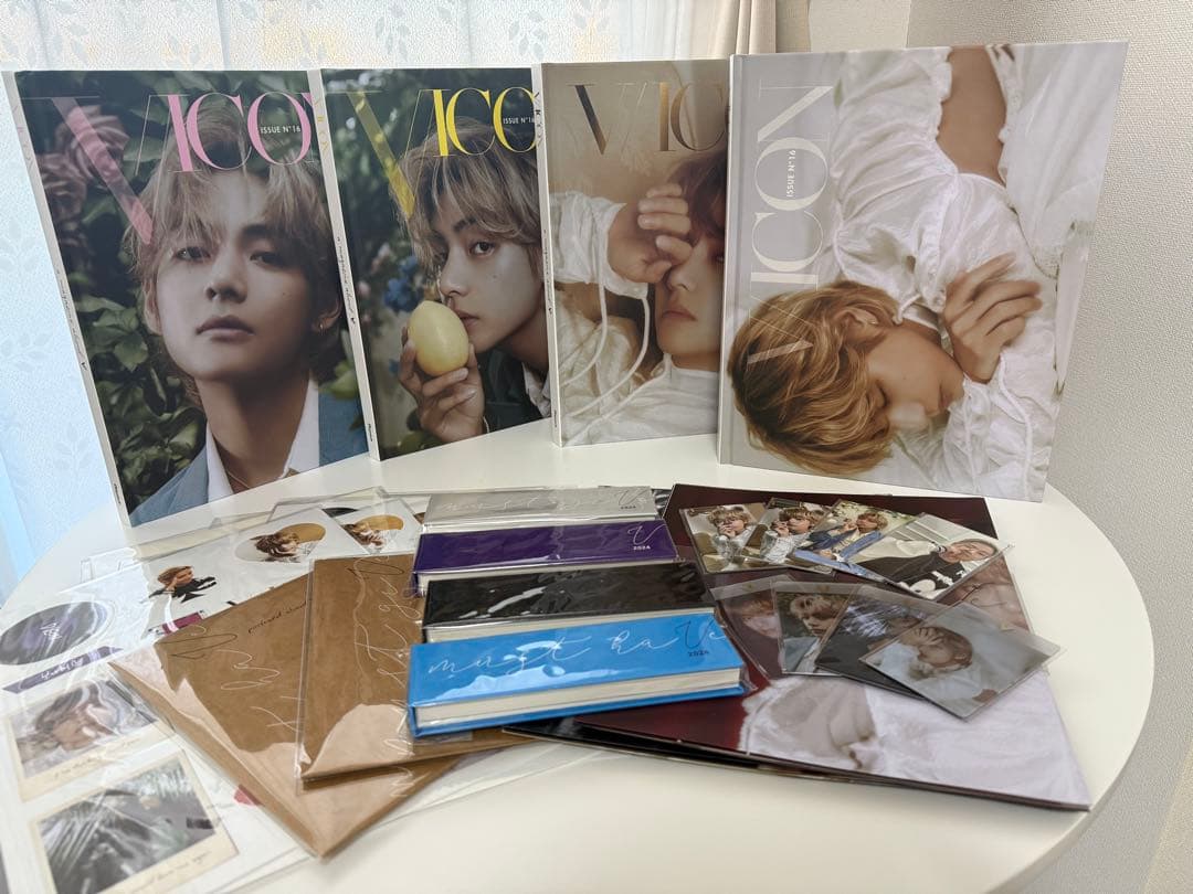 BTS V テテ 写真集VICON