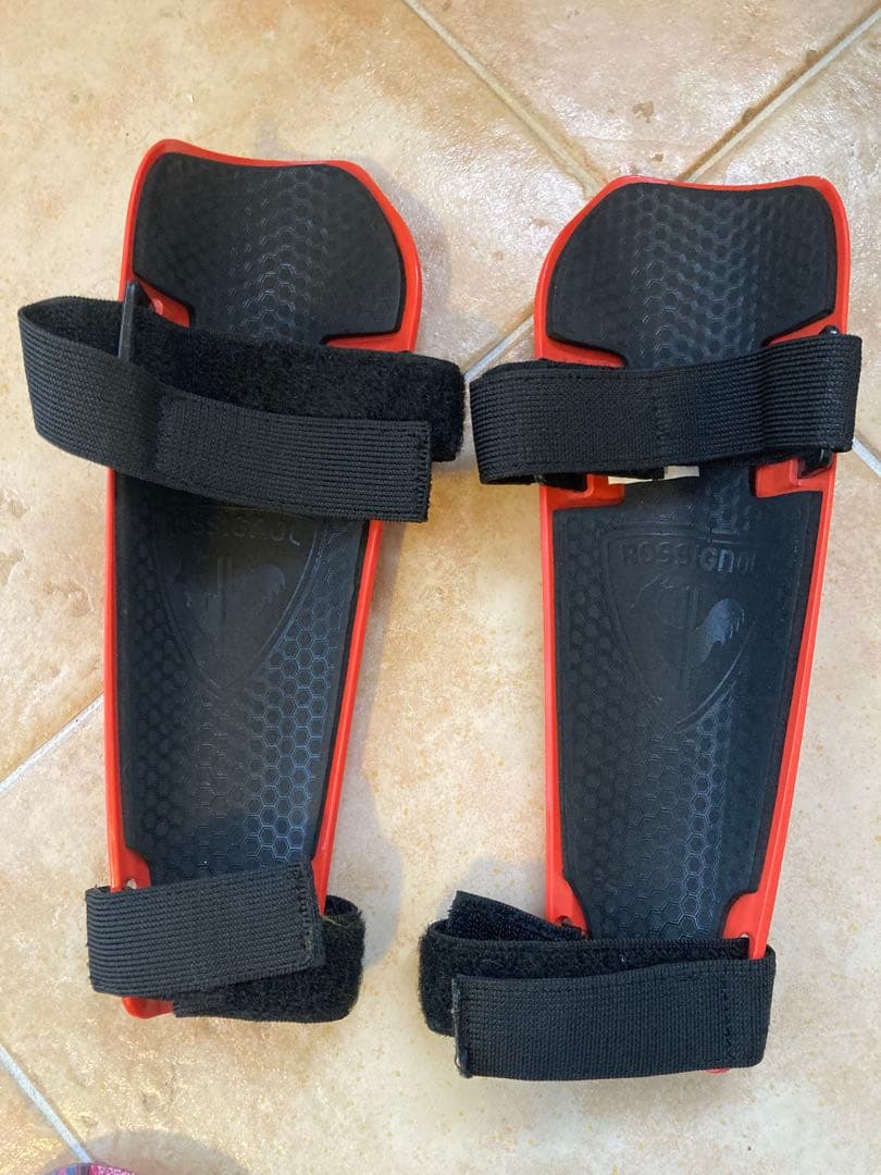 ロシニョール　アームガード