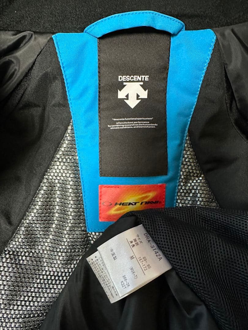 スキーウェア　デサント　DESCENTE FABLICE