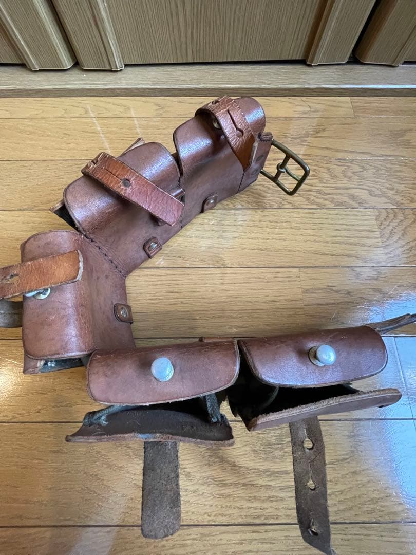 スウェーデン軍５連ベルト　カオスポーチ　バンダリアポーチ