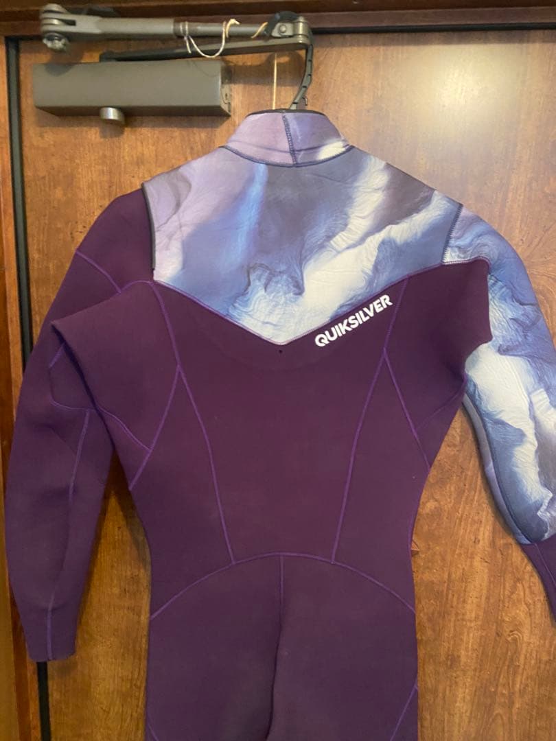 Quiksilver フルスーツ　M