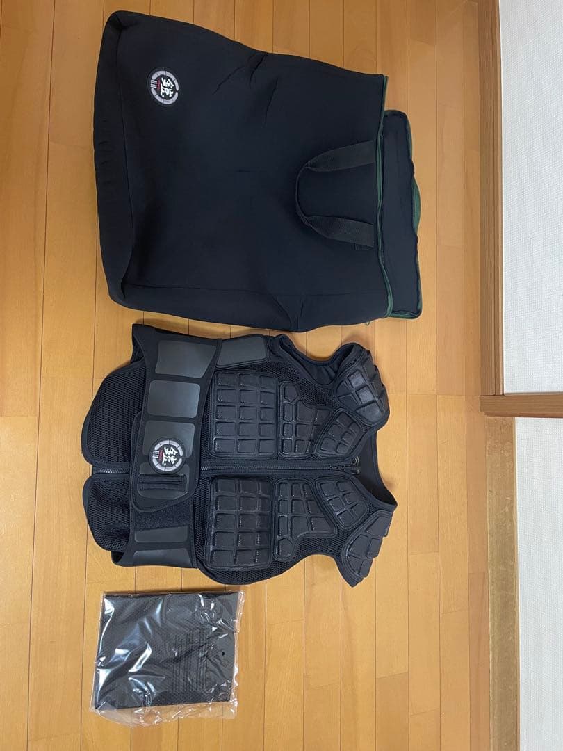 YOROI AIRLY シリーズ プロテクター 上半身用ベストタイプ