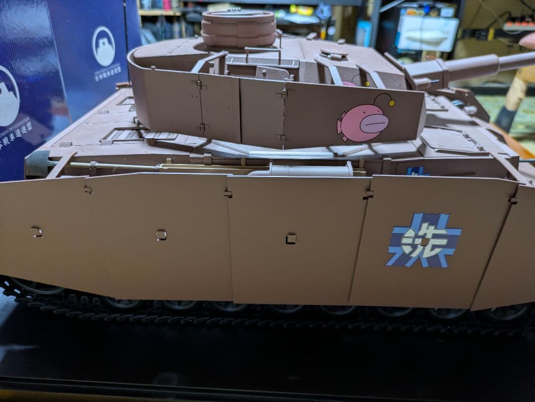 アシェット 週刊 ガールズ&パンツァー Ⅳ号戦車 H型D型改1〜100号　完成品