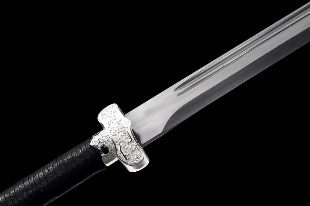 【黒金古刀の万妖王】 古兵器 武具　刀装具　日本刀　模造刀 居合刀 長尺