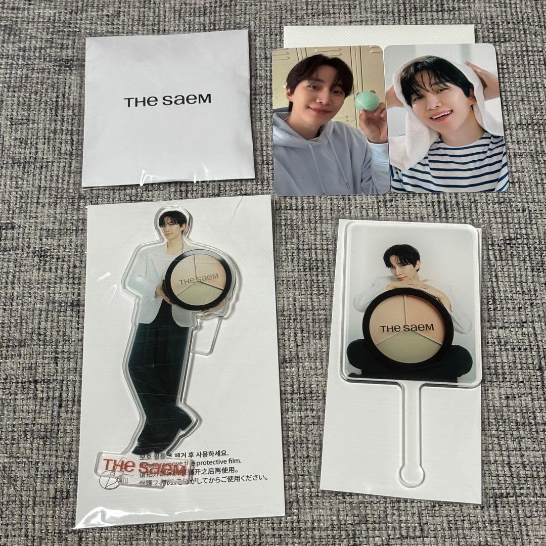 the saem ザセム ジュノ アクスタ ミラー トレカセット
