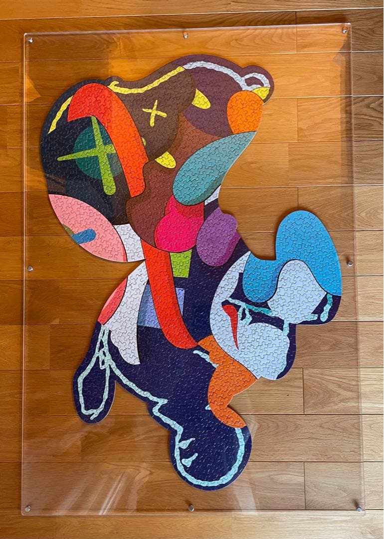 KAWS カウズ パズル「STAY STEADY」完成品　額装　アクリルフレーム