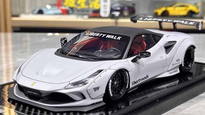 (PYOMARO樣)VIP Scale Model FerrariフェラーリF8