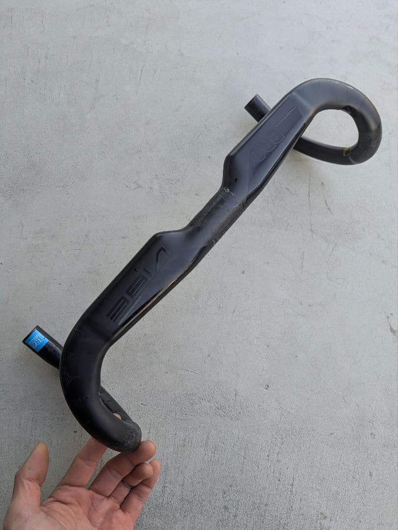 パーツ shimano pro vibe aero compact carbon 400