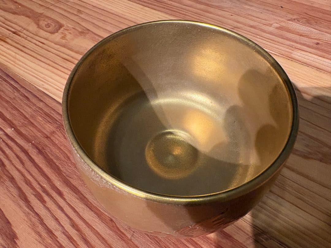 【新年売り尽くし値下げ】 九谷焼　華山（または華峯）の金彩鶴絵抹茶碗　茶道具