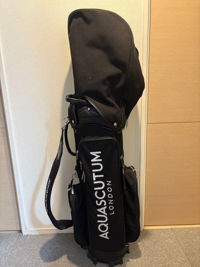 AQUASCUTUM ブラック ゴルフバッグ　アクアスキュータム