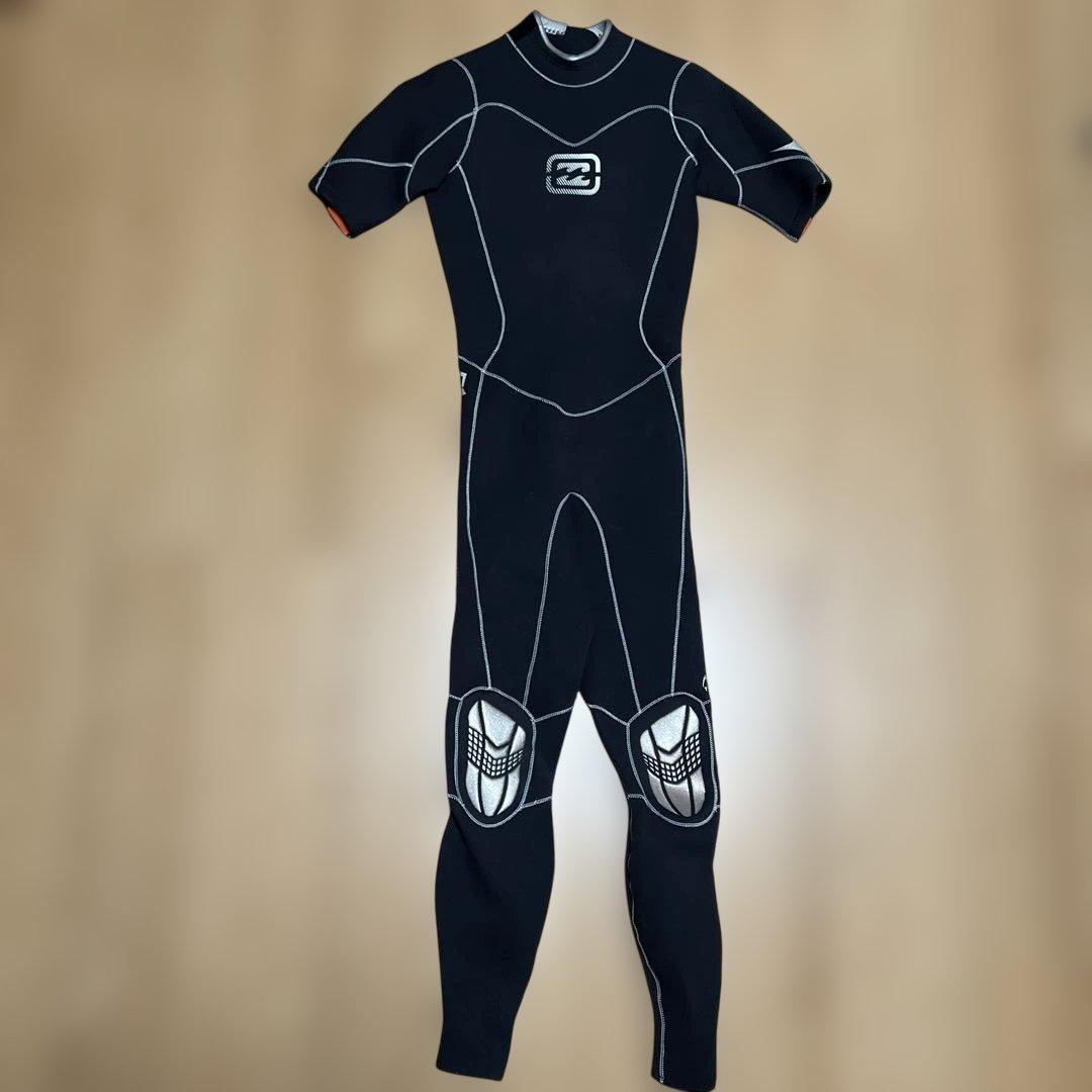一回着用のみ美品‼️BILLABONGシーガルウェットスーツブラック