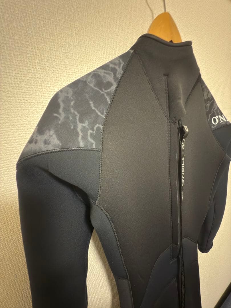 ⭐︎新品未使用⭐︎O'NEILL オニール スーパーフリーク フルスーツ ブラック