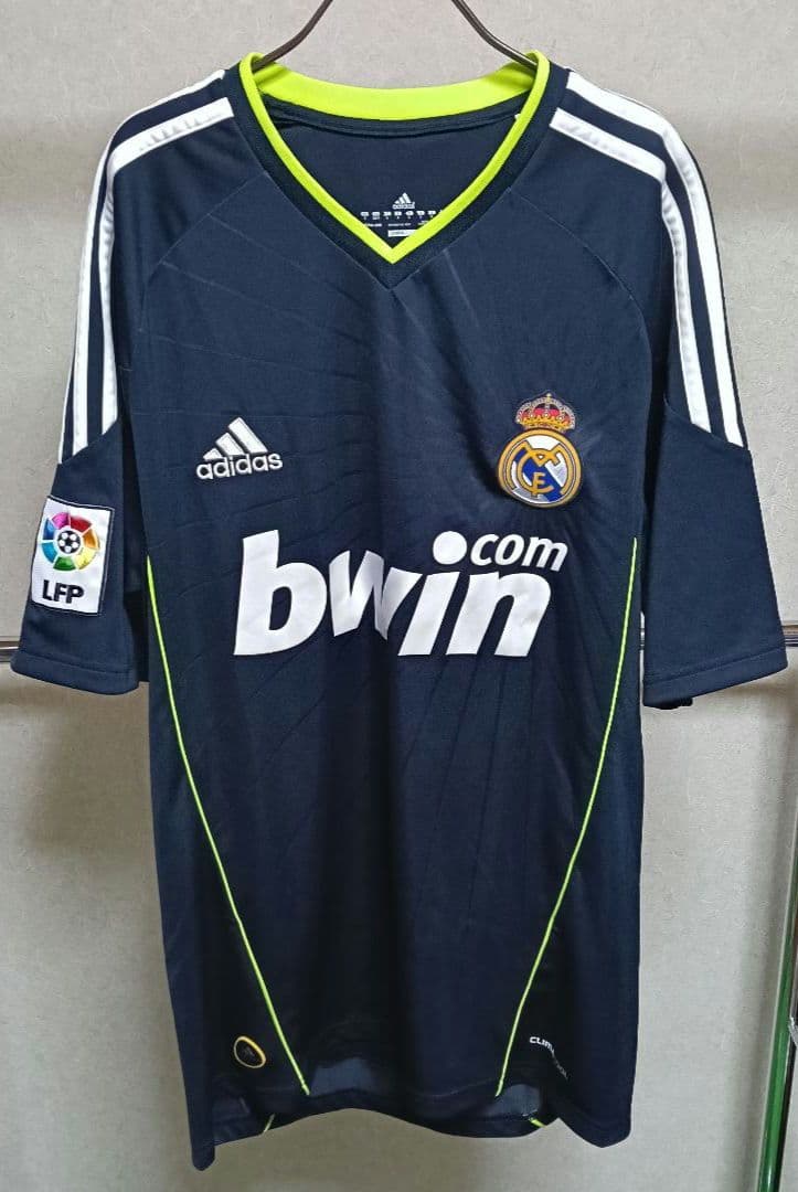 正規品・希少！レアル・マドリード ユニフォーム 10/11アウェイモデル