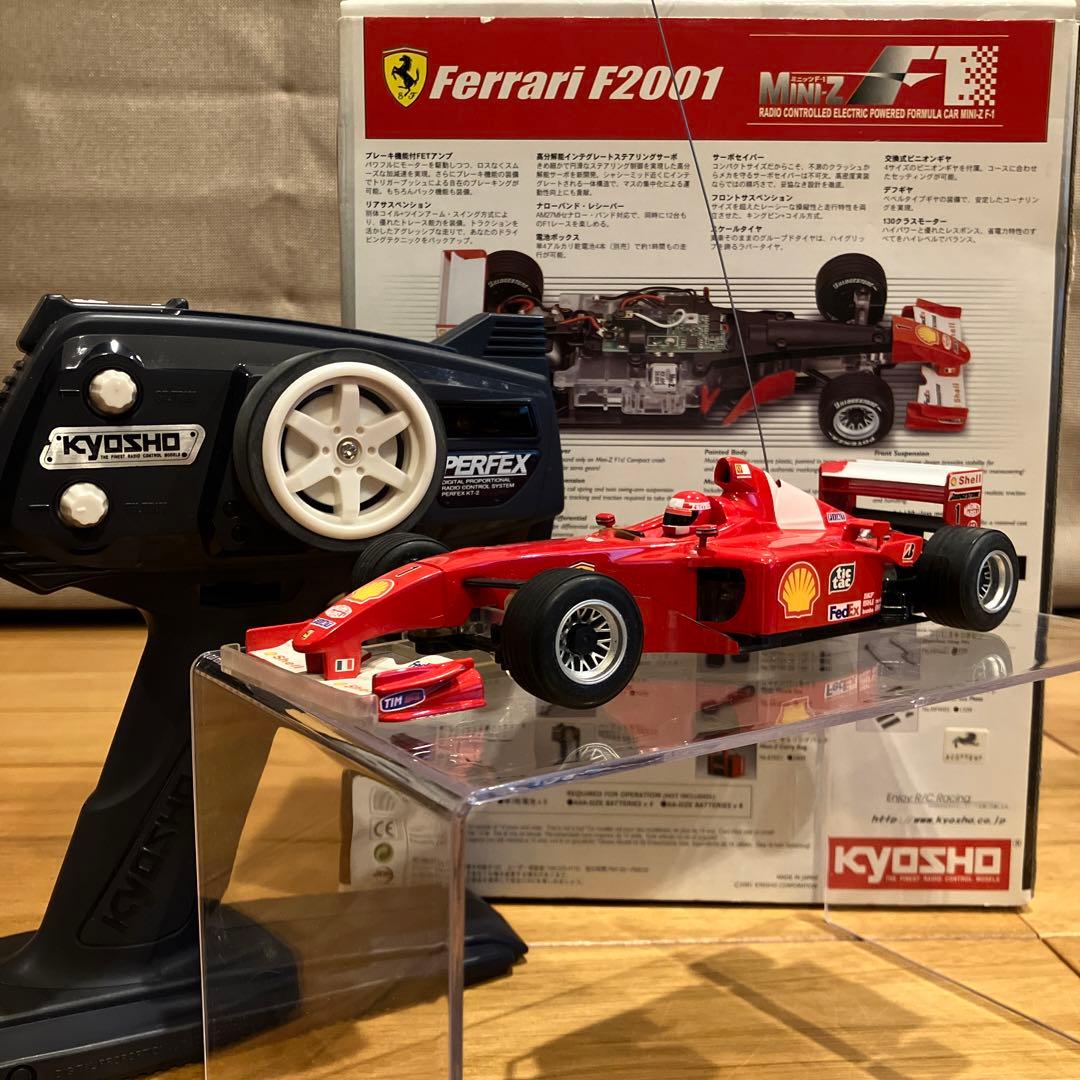【絶版】京商ミニッツF-1 フェラーリF2001 レディセット