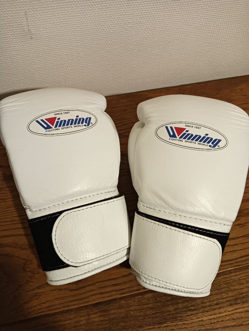 Winning ボクシンググローブ 8oz ホワイト　美品　正規店購入
