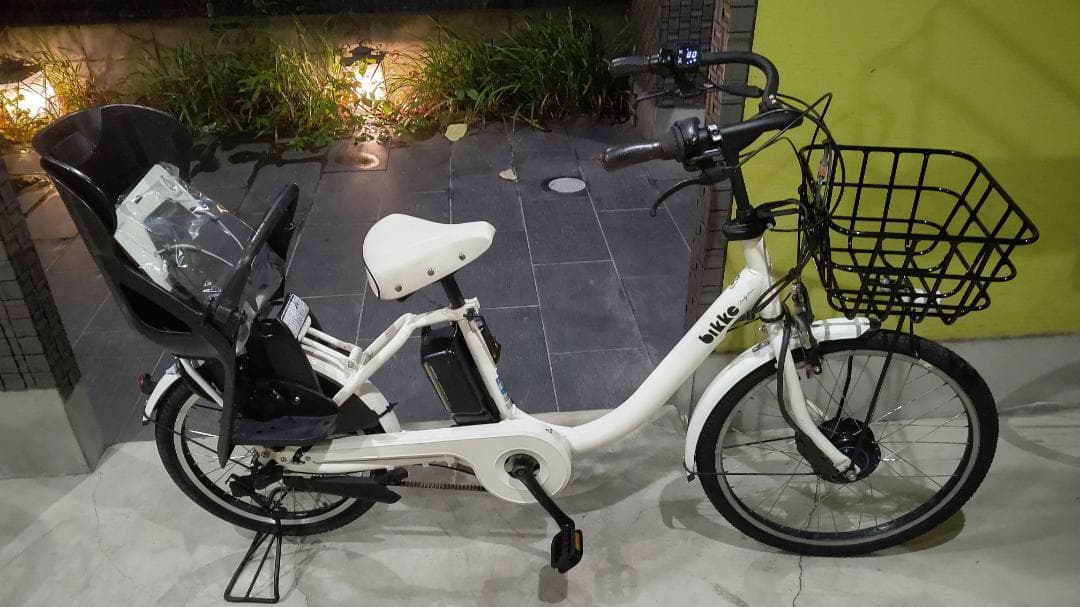 BIKKE　MOB　シートクッション新品　ブリヂストン　回生充電機能　電動自転車