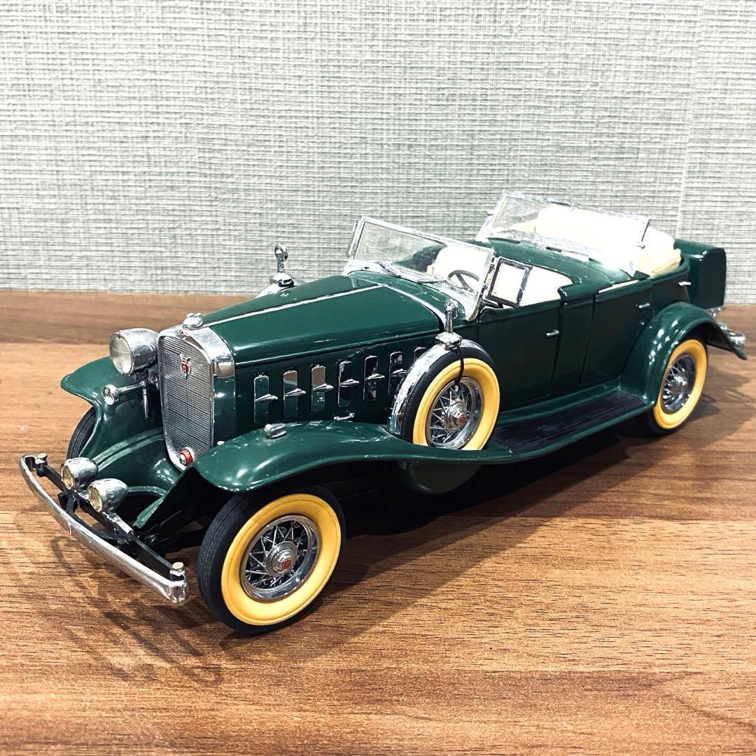 【ダンバリーミント】1932年型　キャデラックv-16 スポーツフェートン